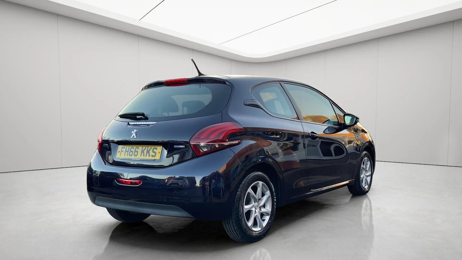 Used Peugeot 208 2016 for sale - 78087189: Photo 8