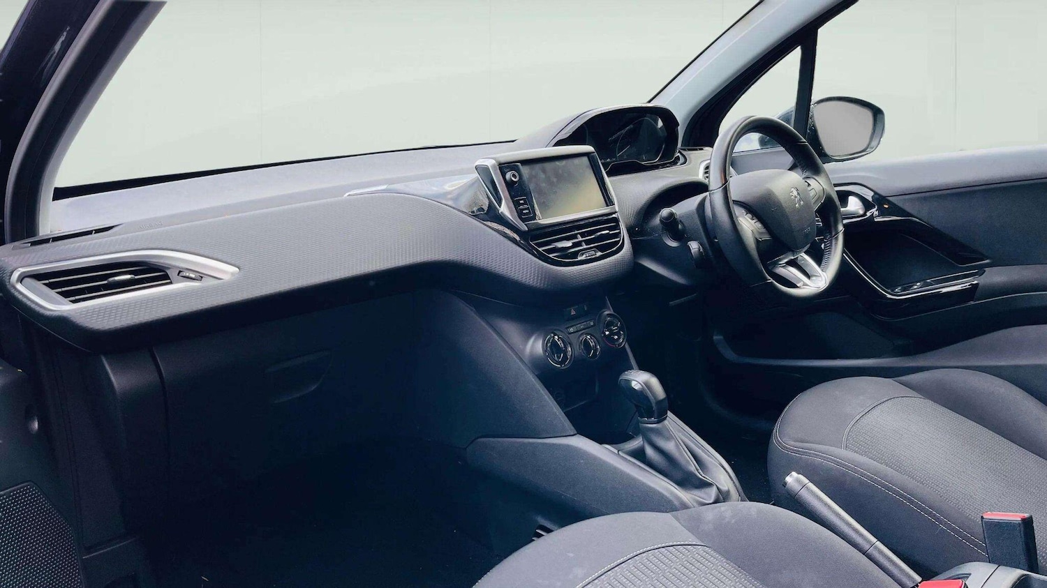 Used Peugeot 208 2016 for sale - 78087189: Photo 9