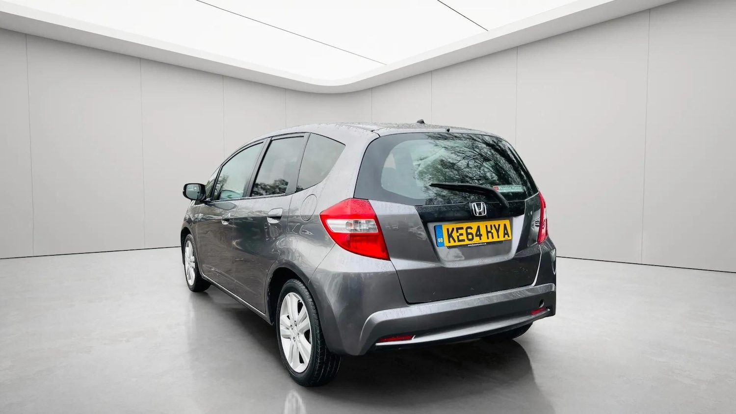 Used Honda Jazz 2015 for sale - 78170806: Photo 2