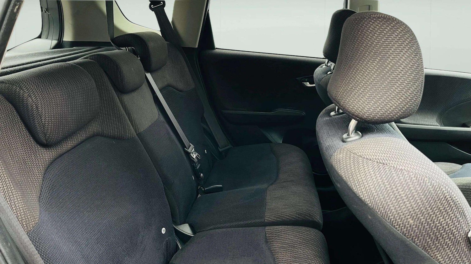 Used Honda Jazz 2015 for sale - 78170806: Photo 25