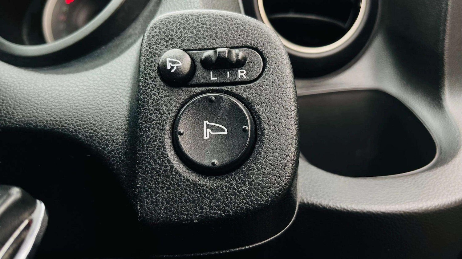 Used Honda Jazz 2015 for sale - 78170806: Photo 28