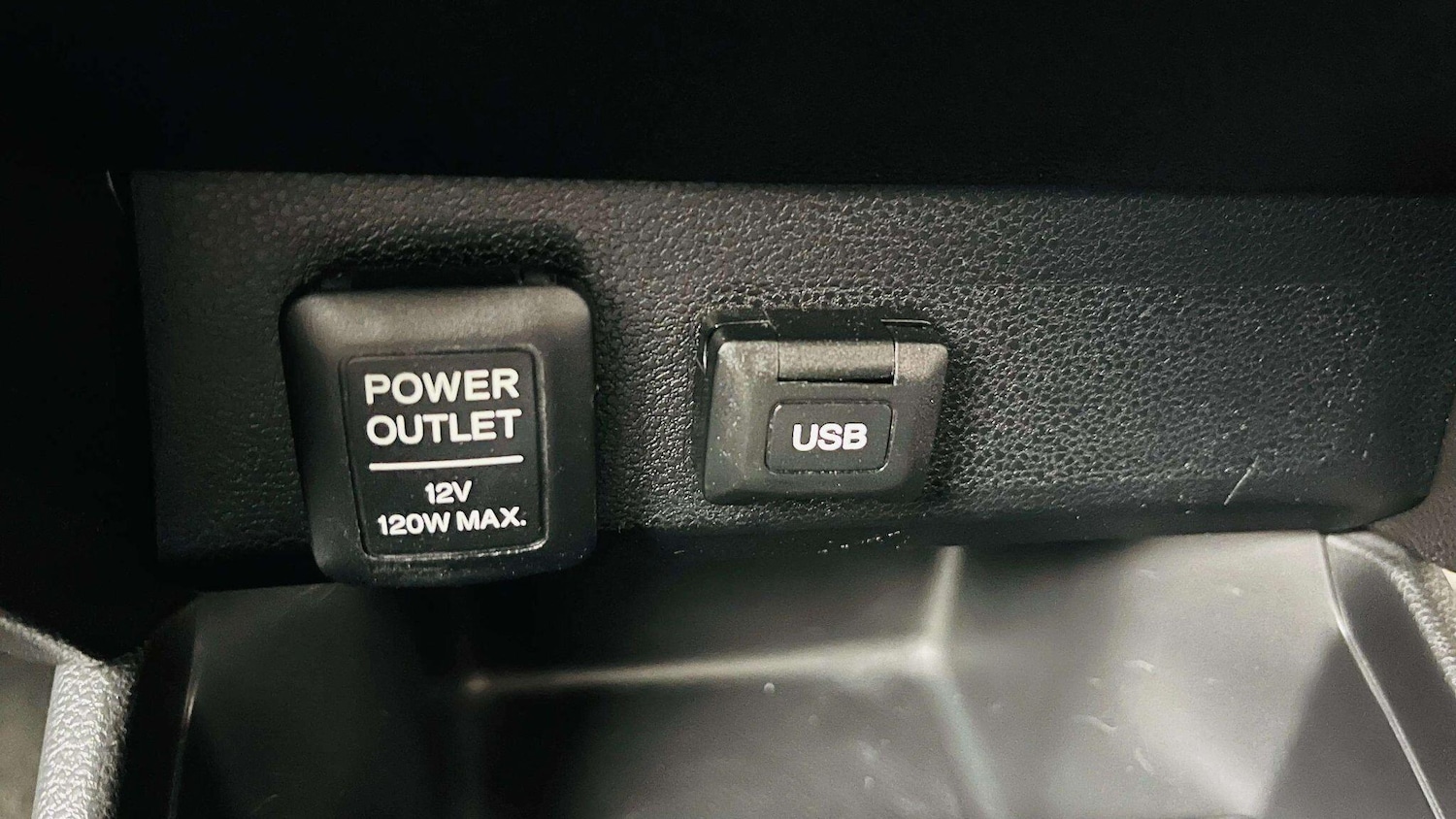 Used Honda Jazz 2015 for sale - 78170806: Photo 32