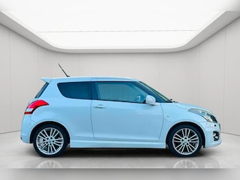 Used Suzuki Swift 2015 for sale - 79211908: Photo