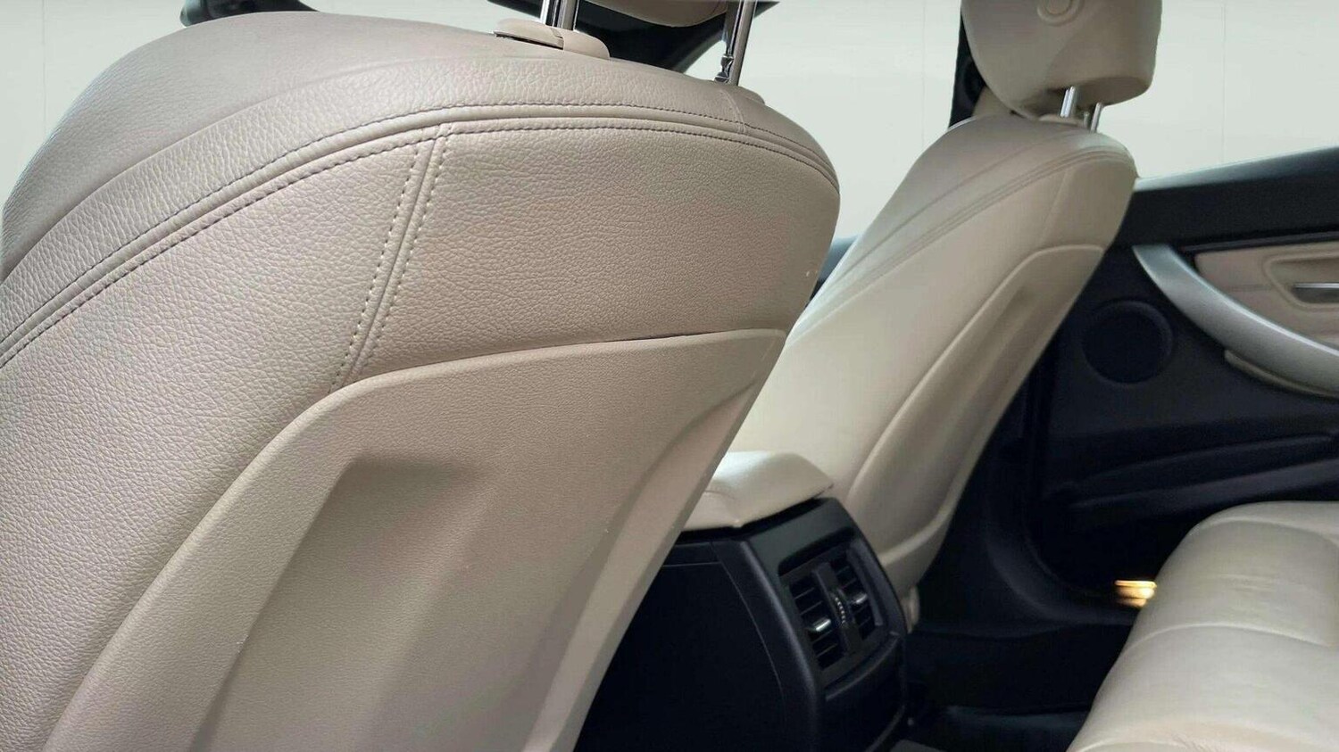 Used BMW 3 Series 2015 for sale - 78070411: Photo 23