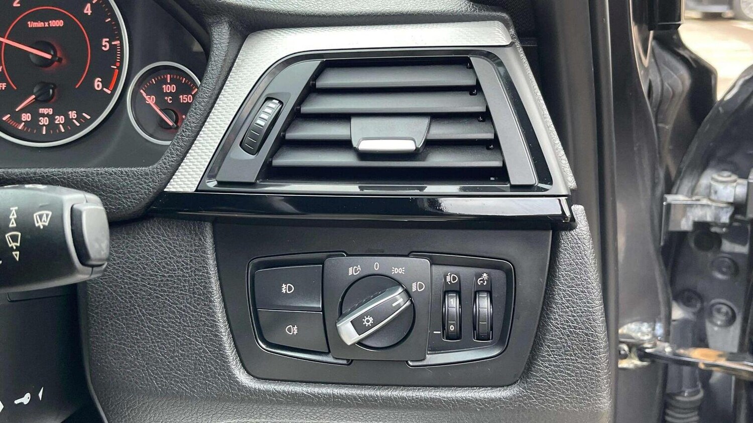 Used BMW 3 Series 2015 for sale - 78070411: Photo 31