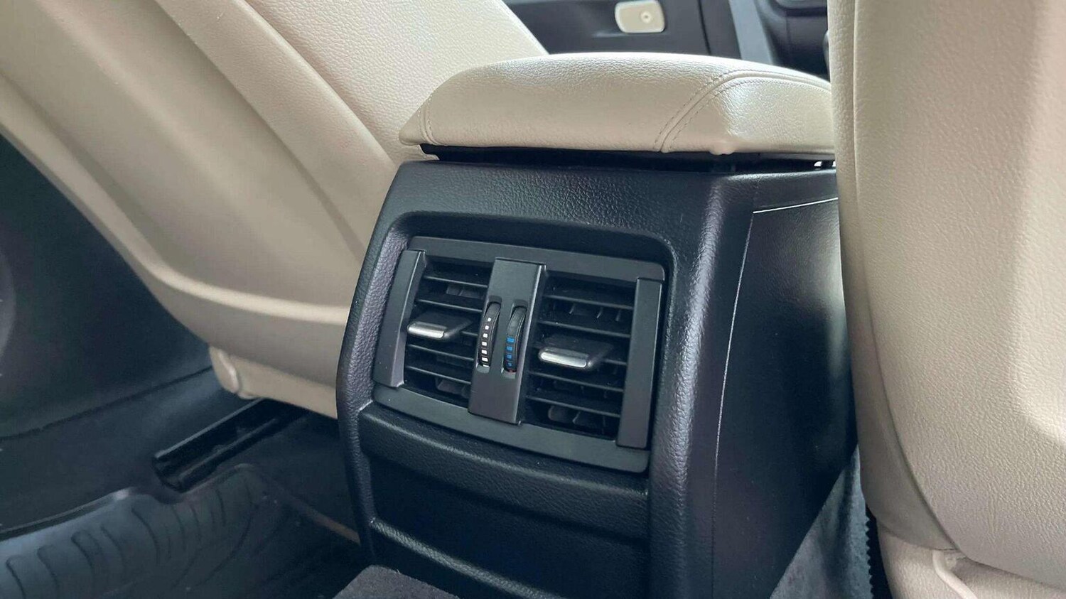 Used BMW 3 Series 2015 for sale - 78070411: Photo 34