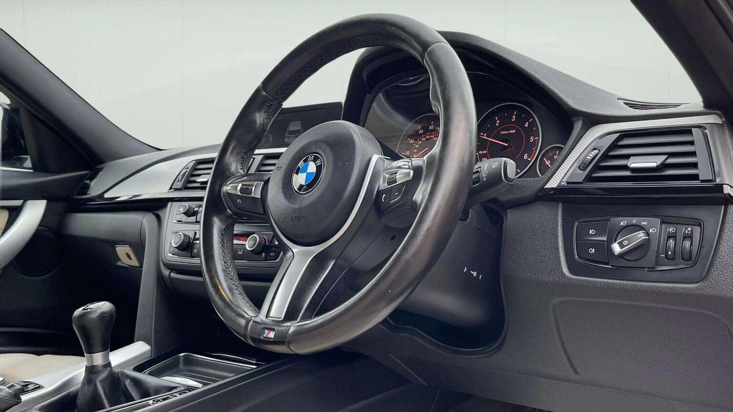 Used BMW 3 Series 2015 for sale - 78070411: Photo 45