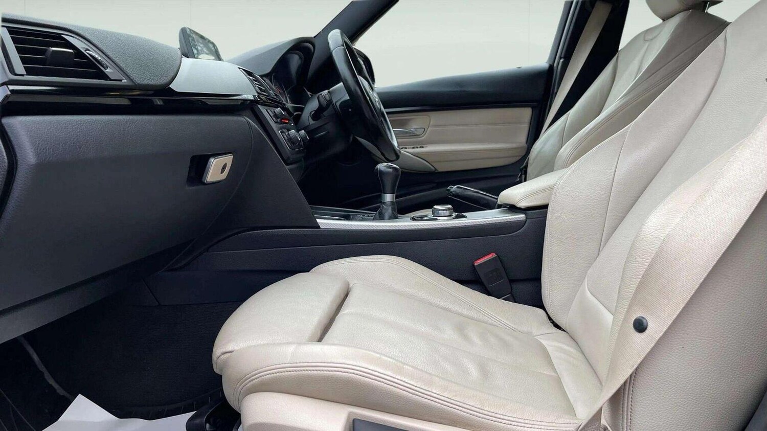 Used BMW 3 Series 2015 for sale - 78070411: Photo 48