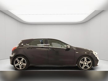 Used Mercedes-Benz A-Class 2016 for sale - 79464383: Photo