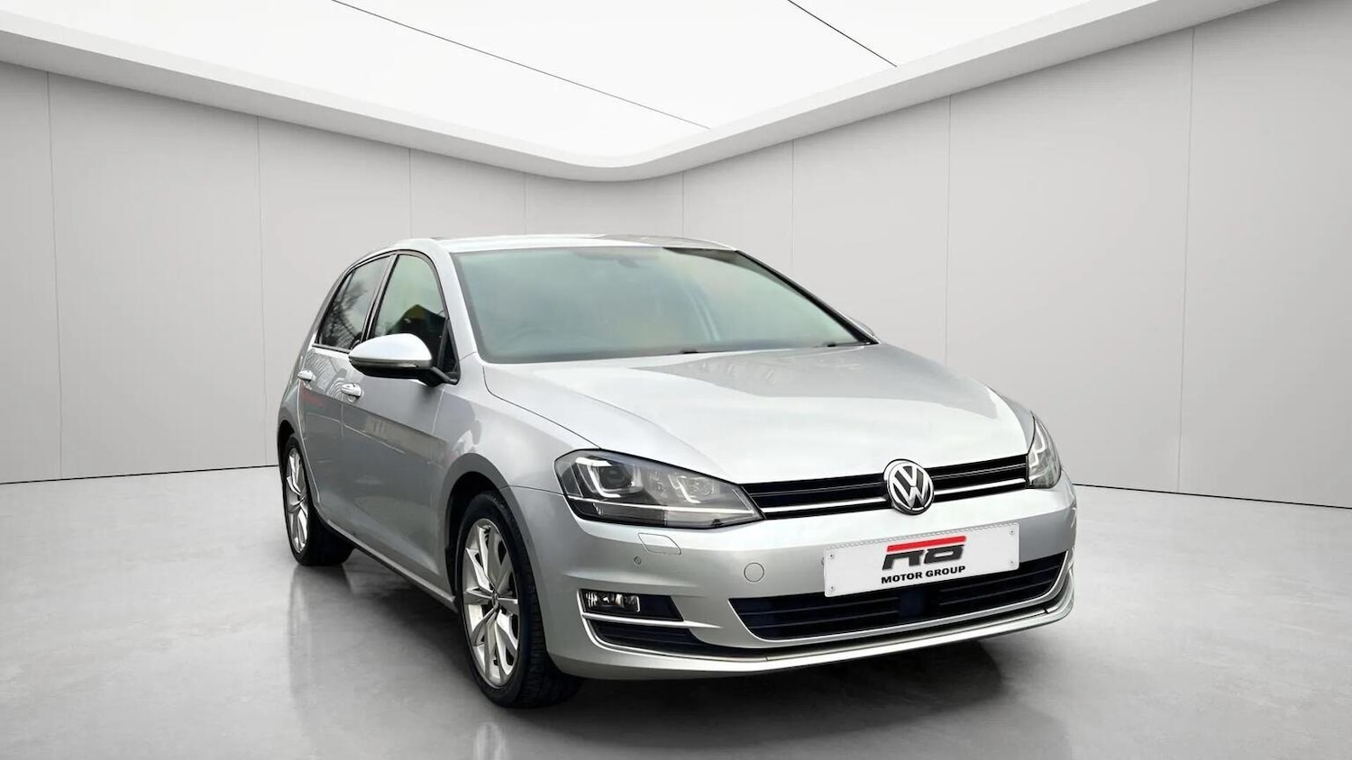 Used Volkswagen Golf 2013 for sale - 78070474: Photo 3