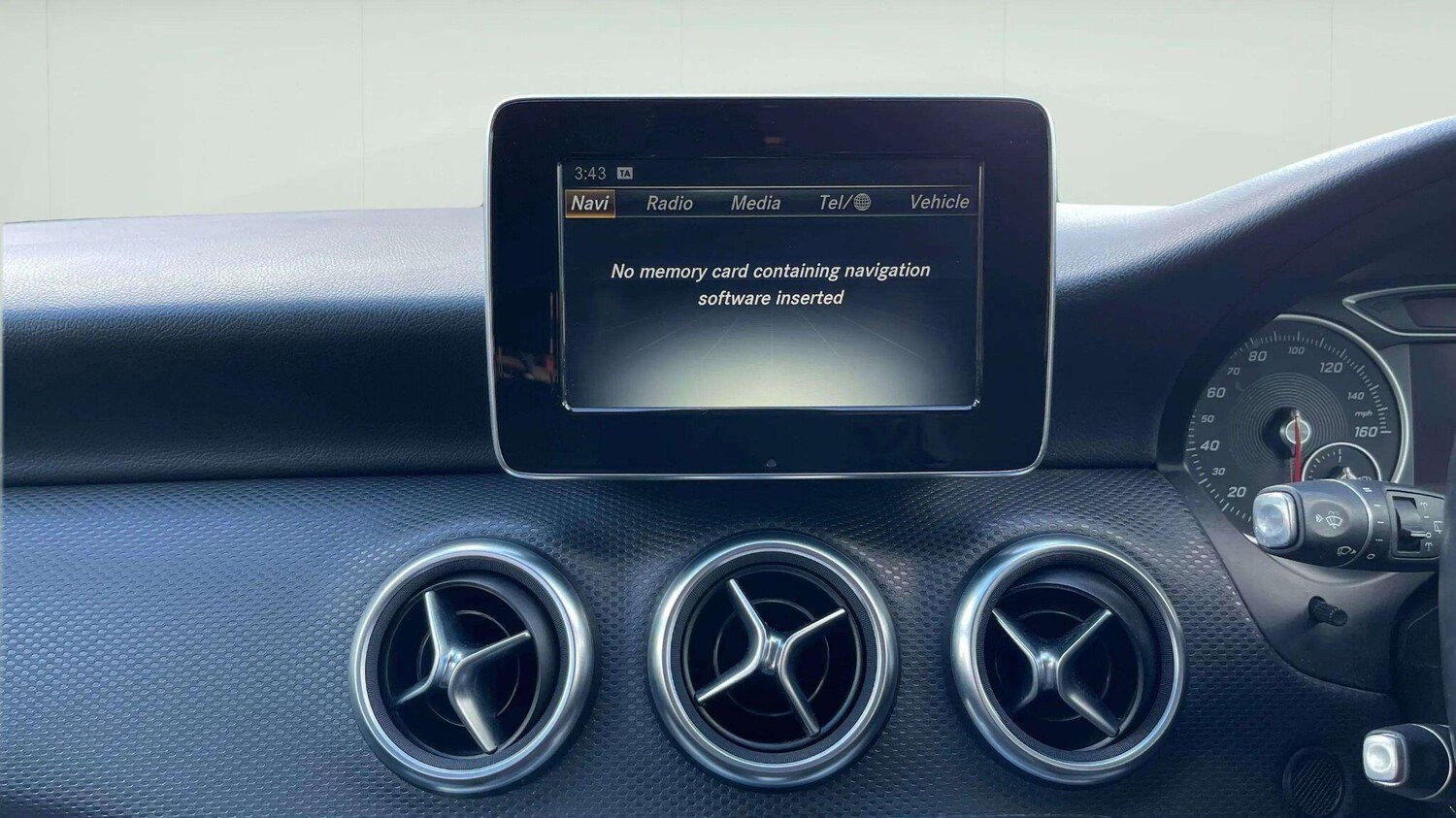 Used Mercedes-Benz A-Class 2016 for sale - 78171061: Photo 40