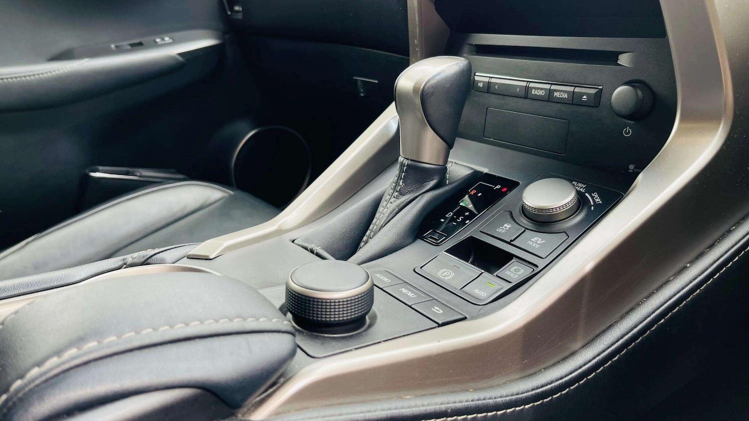 Used Lexus NX 2016 for sale - 78184747: Photo 18