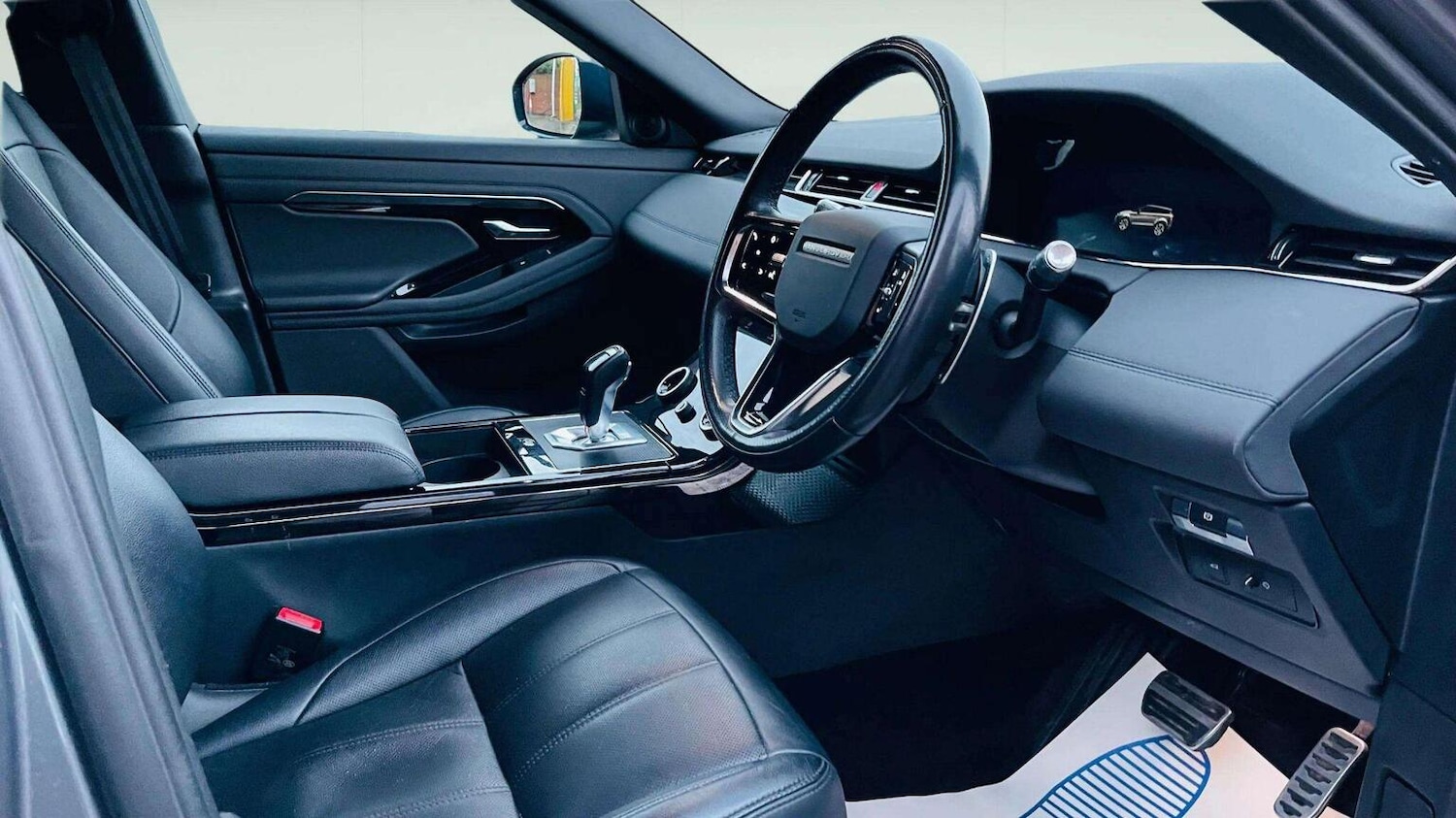 Used Land Rover Range Rover Evoque 2021 for sale - 78070297: Photo 31