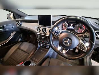 Used Mercedes-Benz GLA 2016 for sale - 79658396: Photo