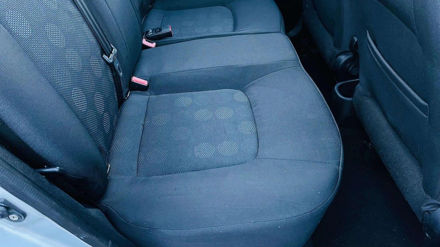 Used Hyundai i10 2010 for sale - 78070344: Photo 18