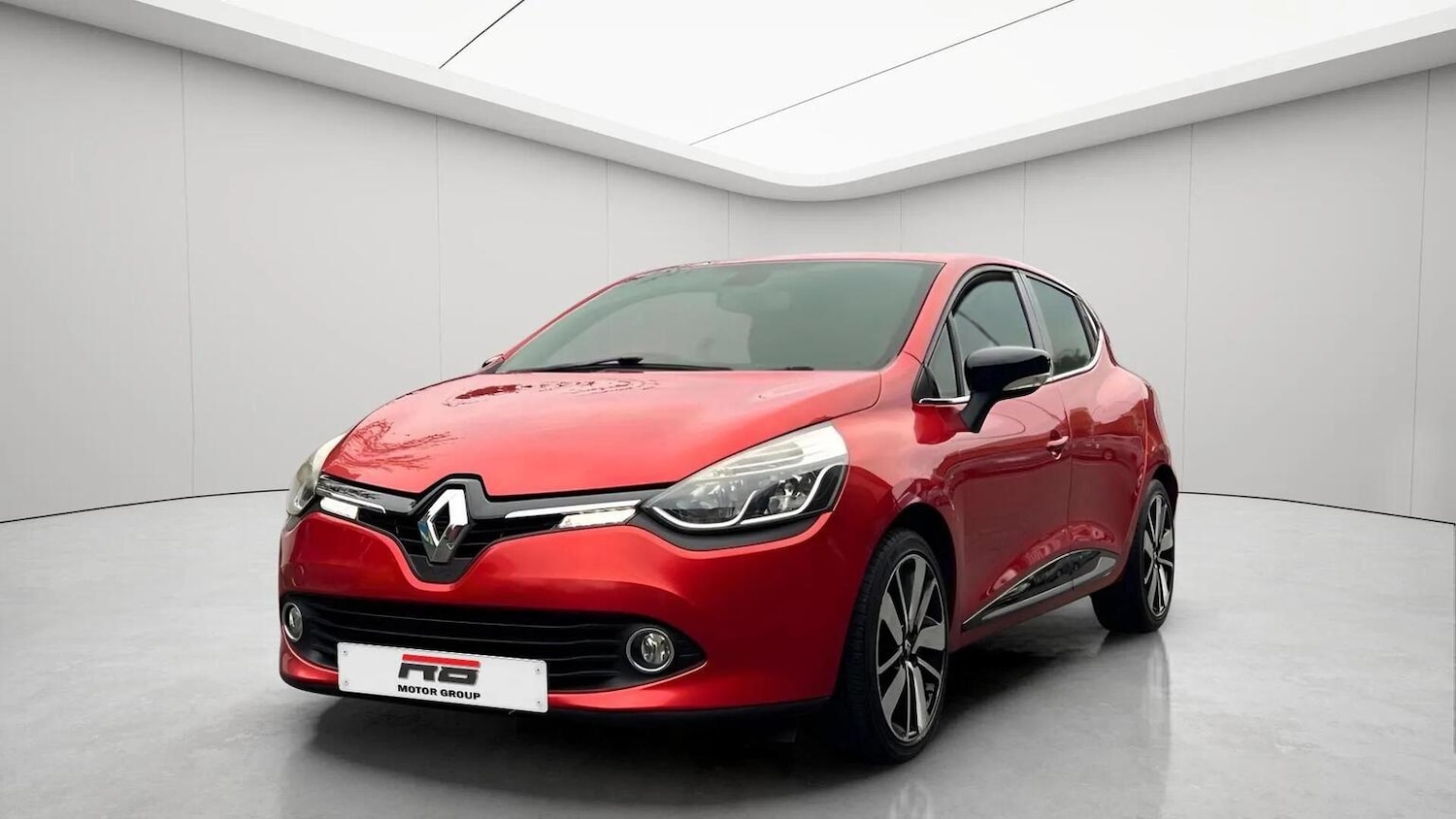 Used Renault Clio 2014 for sale - 78070472: Photo 2