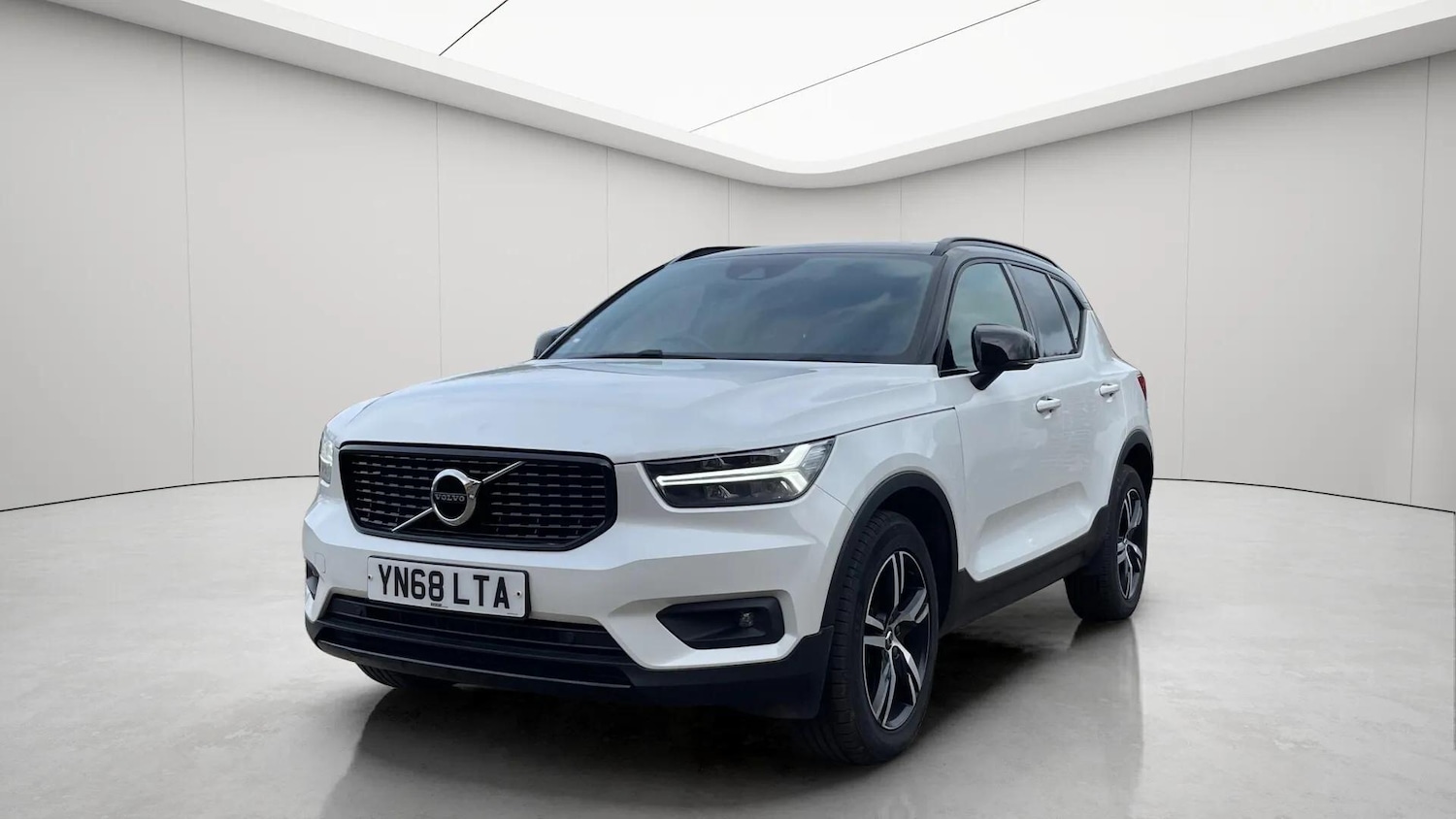 Used Volvo XC40 2018 for sale - 78086150: Photo 10