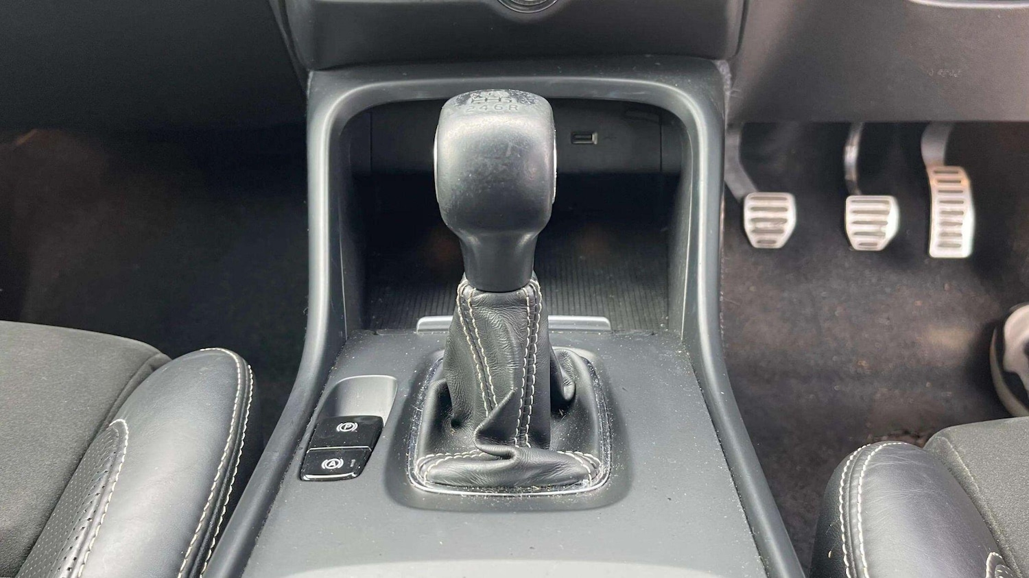 Used Volvo XC40 2018 for sale - 78086150: Photo 17