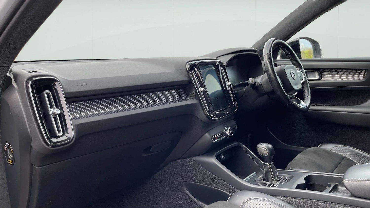 Used Volvo XC40 2018 for sale - 78086150: Photo 19