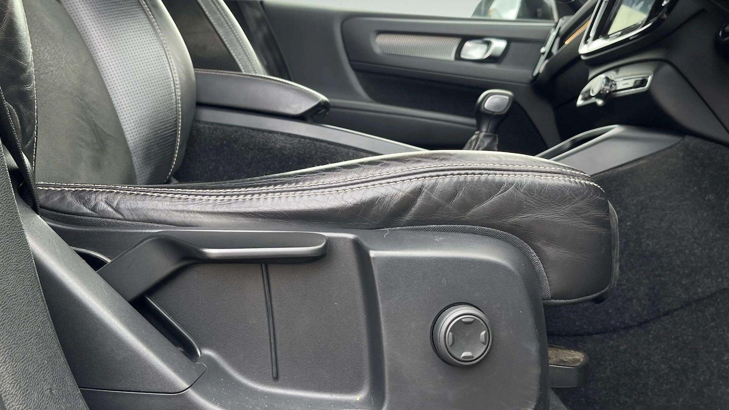 Used Volvo XC40 2018 for sale - 78086150: Photo 23