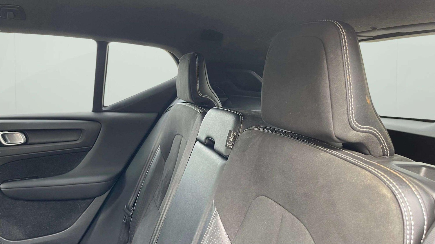 Used Volvo XC40 2018 for sale - 78086150: Photo 28