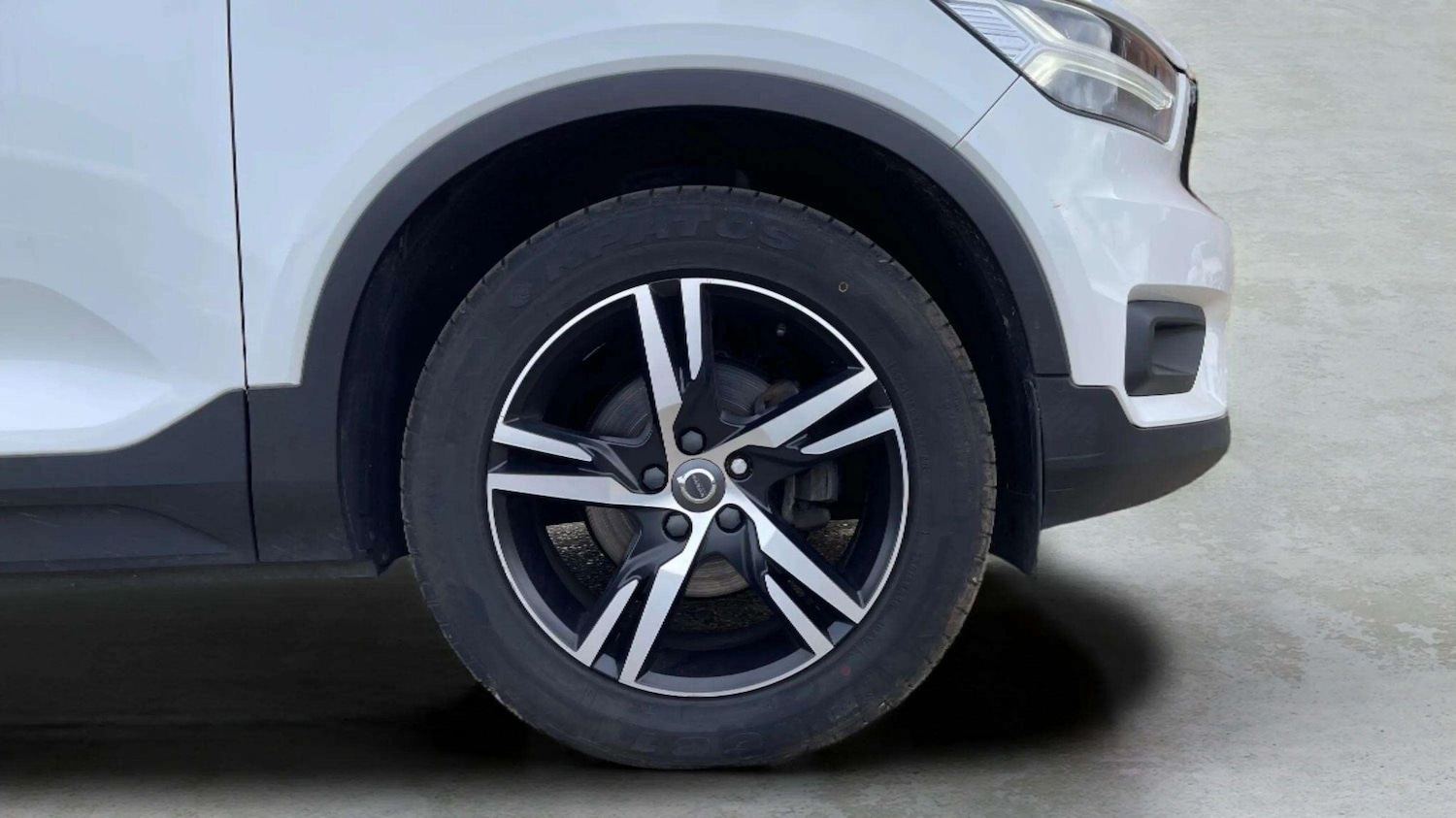 Used Volvo XC40 2018 for sale - 78086150: Photo 40