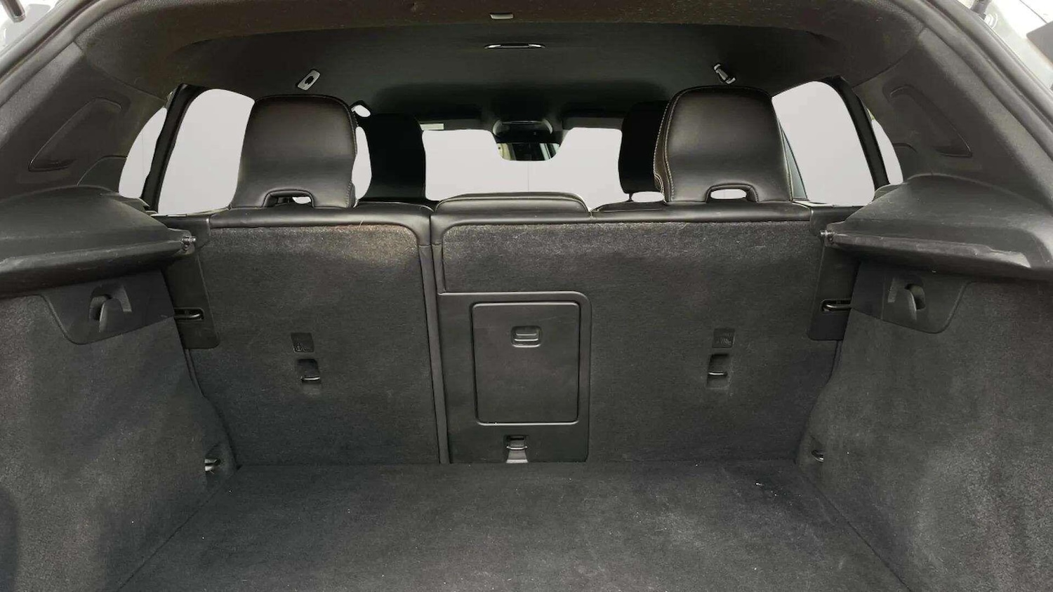 Used Volvo XC40 2018 for sale - 78086150: Photo 42