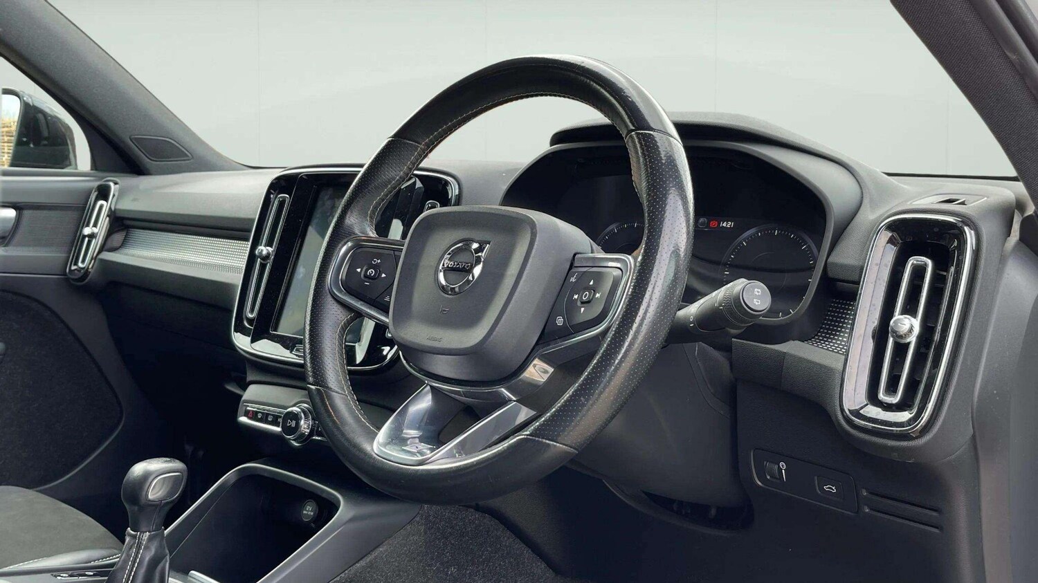 Used Volvo XC40 2018 for sale - 78086150: Photo 5