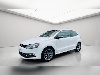 Used Volkswagen Polo 2015 for sale - 78813101: Photo