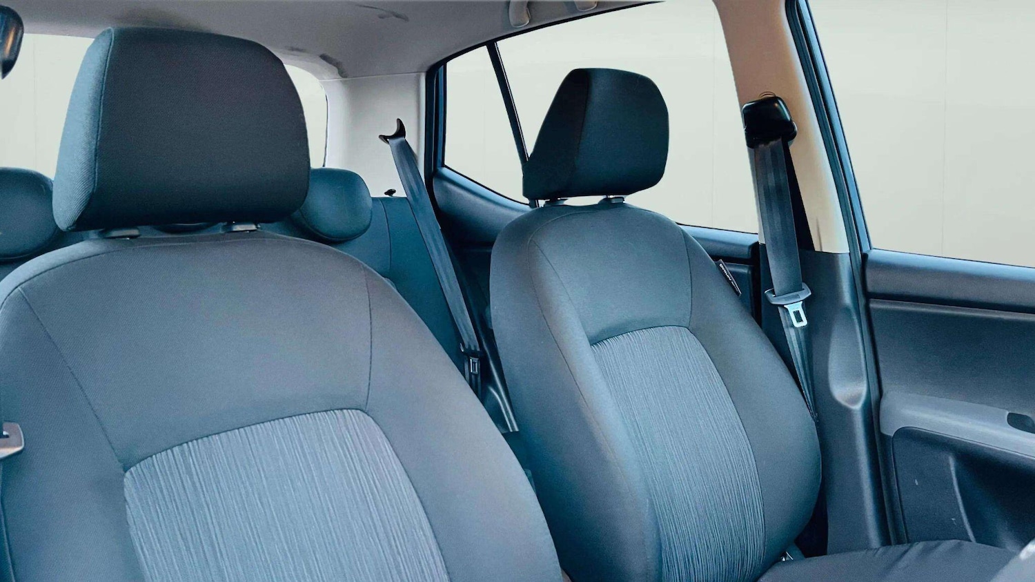 Used Hyundai i10 2013 for sale - 78085924: Photo 20