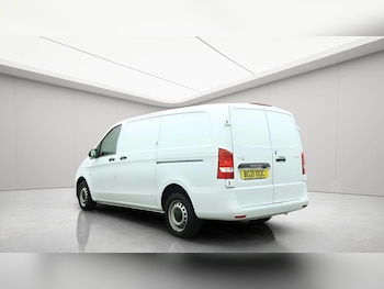 Used Mercedes-Benz Vito 2021 for sale - 78612781: Photo