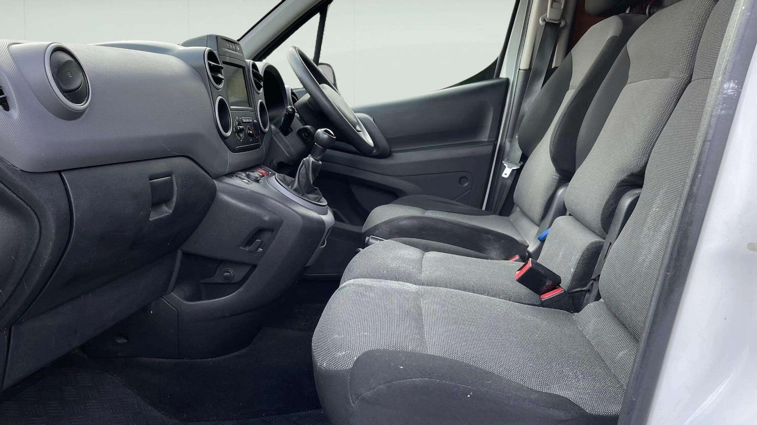 Used Peugeot Partner 2017 for sale - 78171242: Photo 20