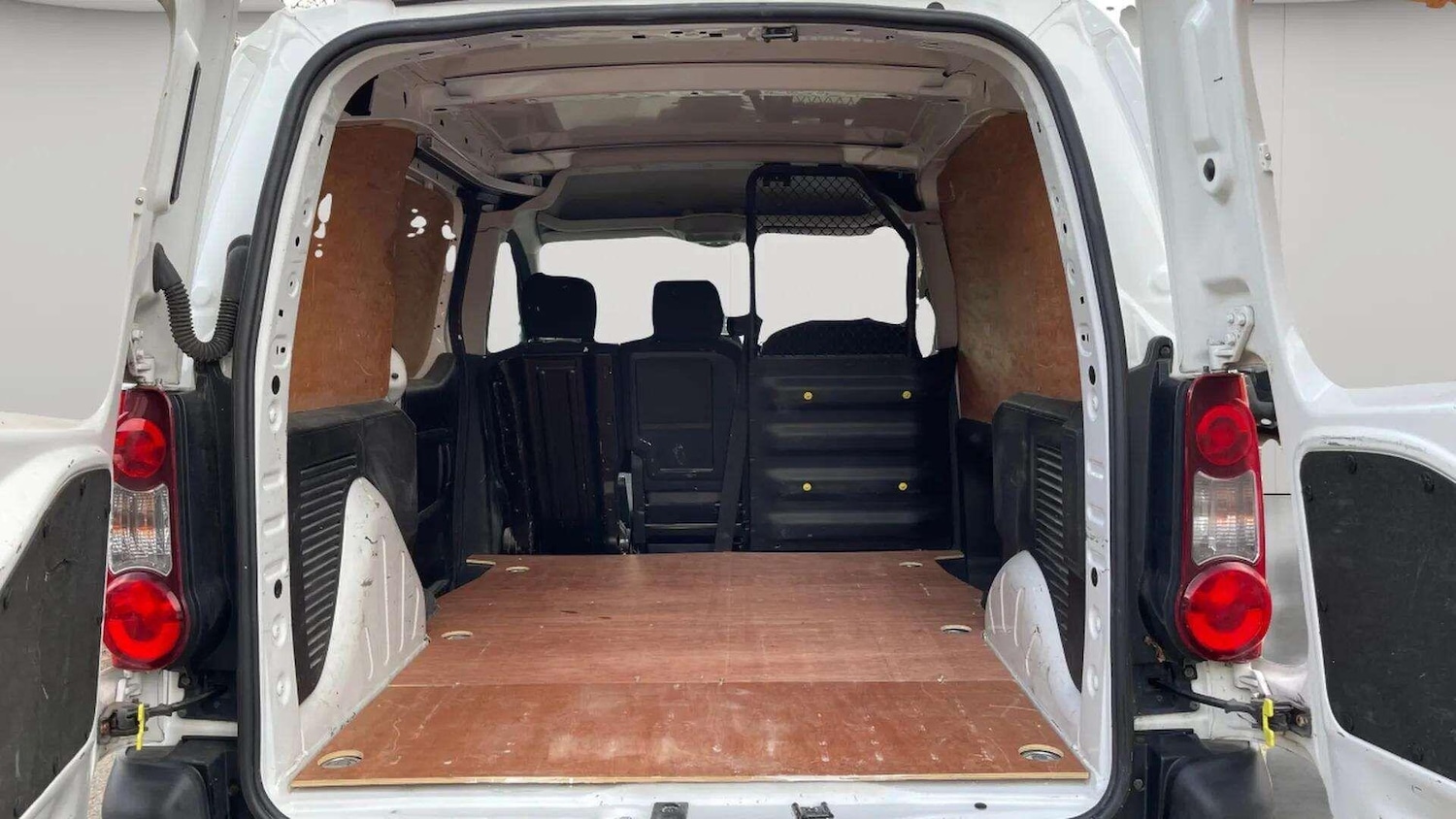 Used Peugeot Partner 2017 for sale - 78171242: Photo 22