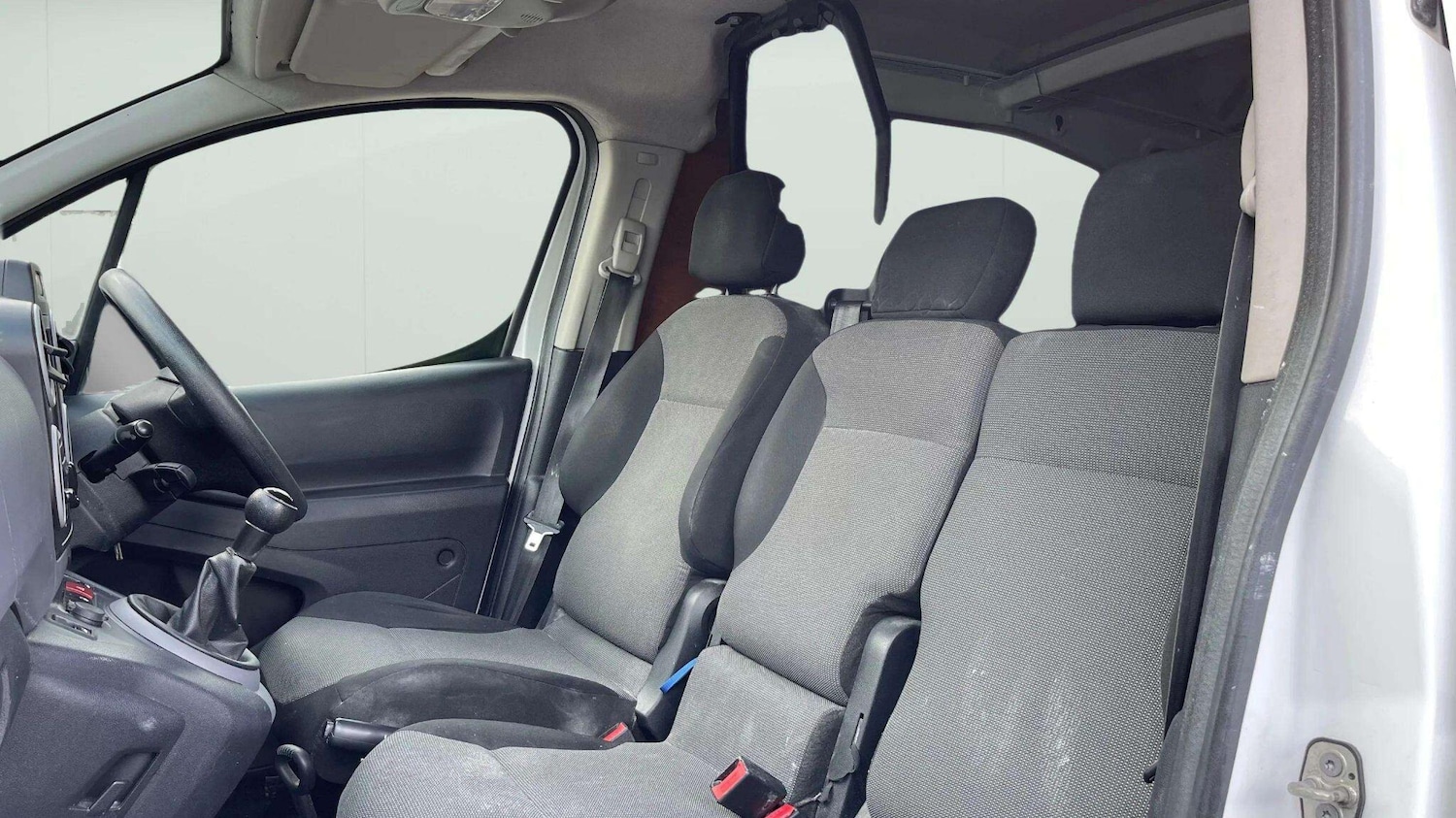 Used Peugeot Partner 2017 for sale - 78171242: Photo 33