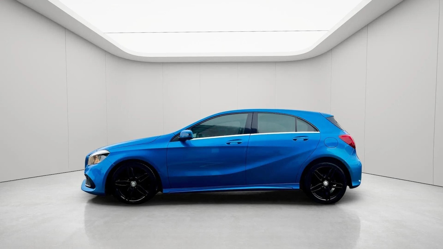 Used Mercedes-Benz A-Class 2017 for sale - 78170346: Photo 3