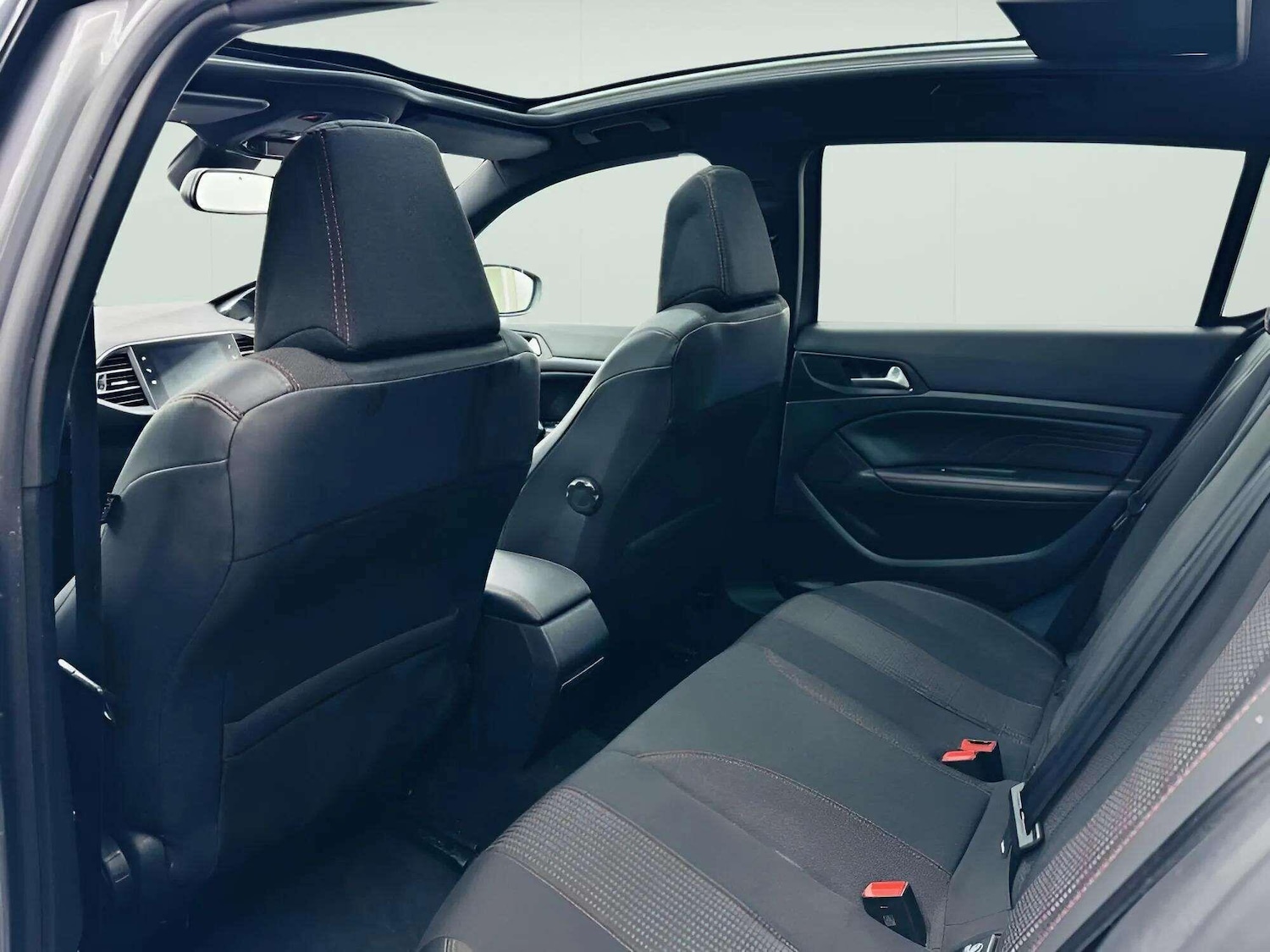 Used Peugeot 308 2017 for sale - 78100362: Photo 5