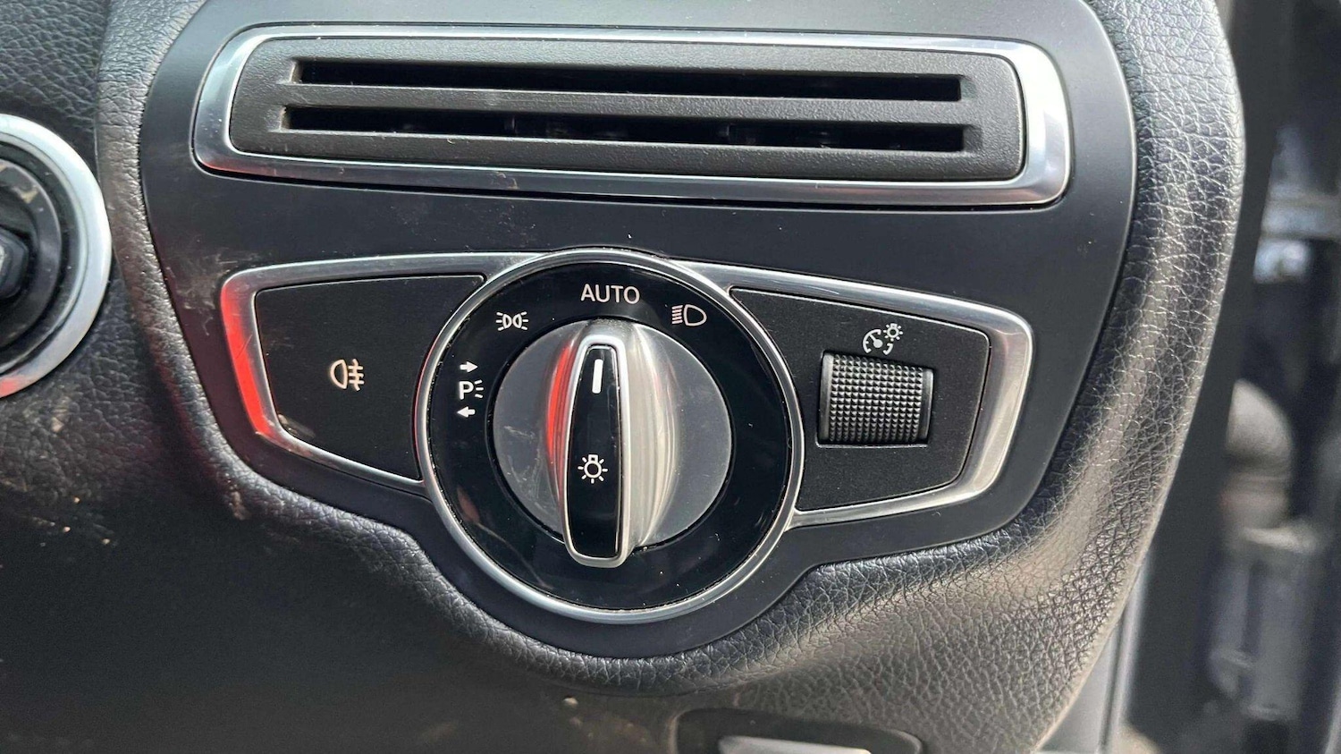 Used Mercedes-Benz C Class 2014 for sale - 78170118: Photo 29