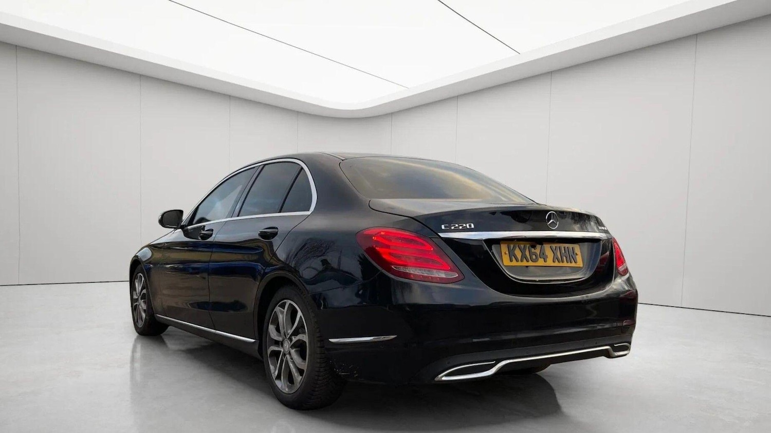 Used Mercedes-Benz C Class 2014 for sale - 78170118: Photo 4