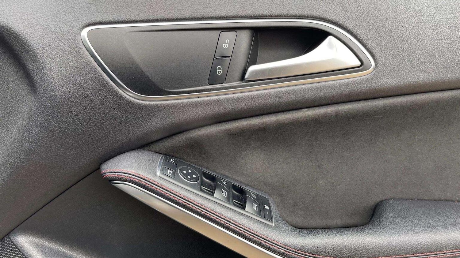 Used Mercedes-Benz GLA 2018 for sale - 78070607: Photo 25