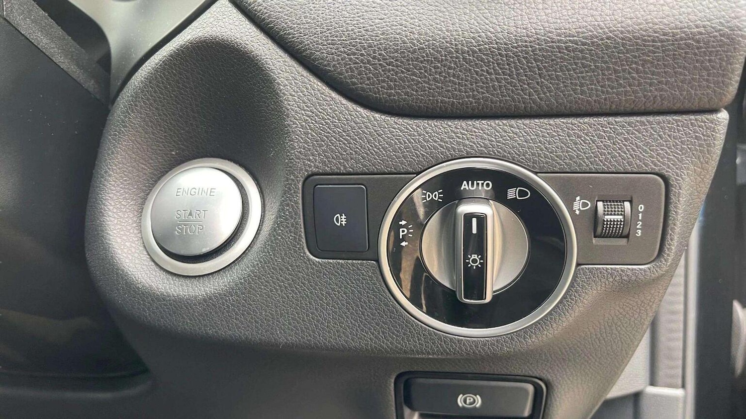 Used Mercedes-Benz GLA 2018 for sale - 78070607: Photo 27