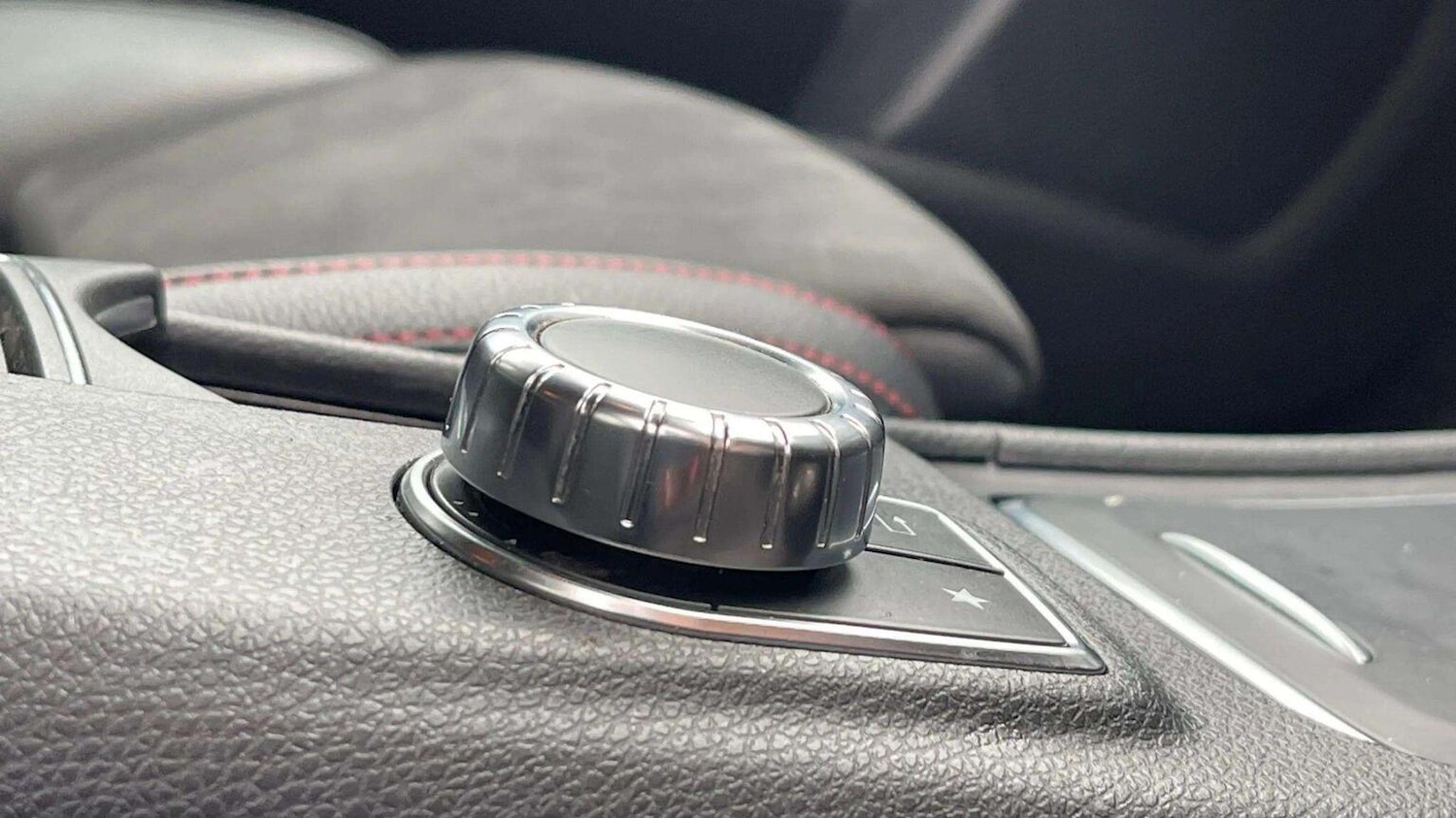 Used Mercedes-Benz GLA 2018 for sale - 78070607: Photo 31