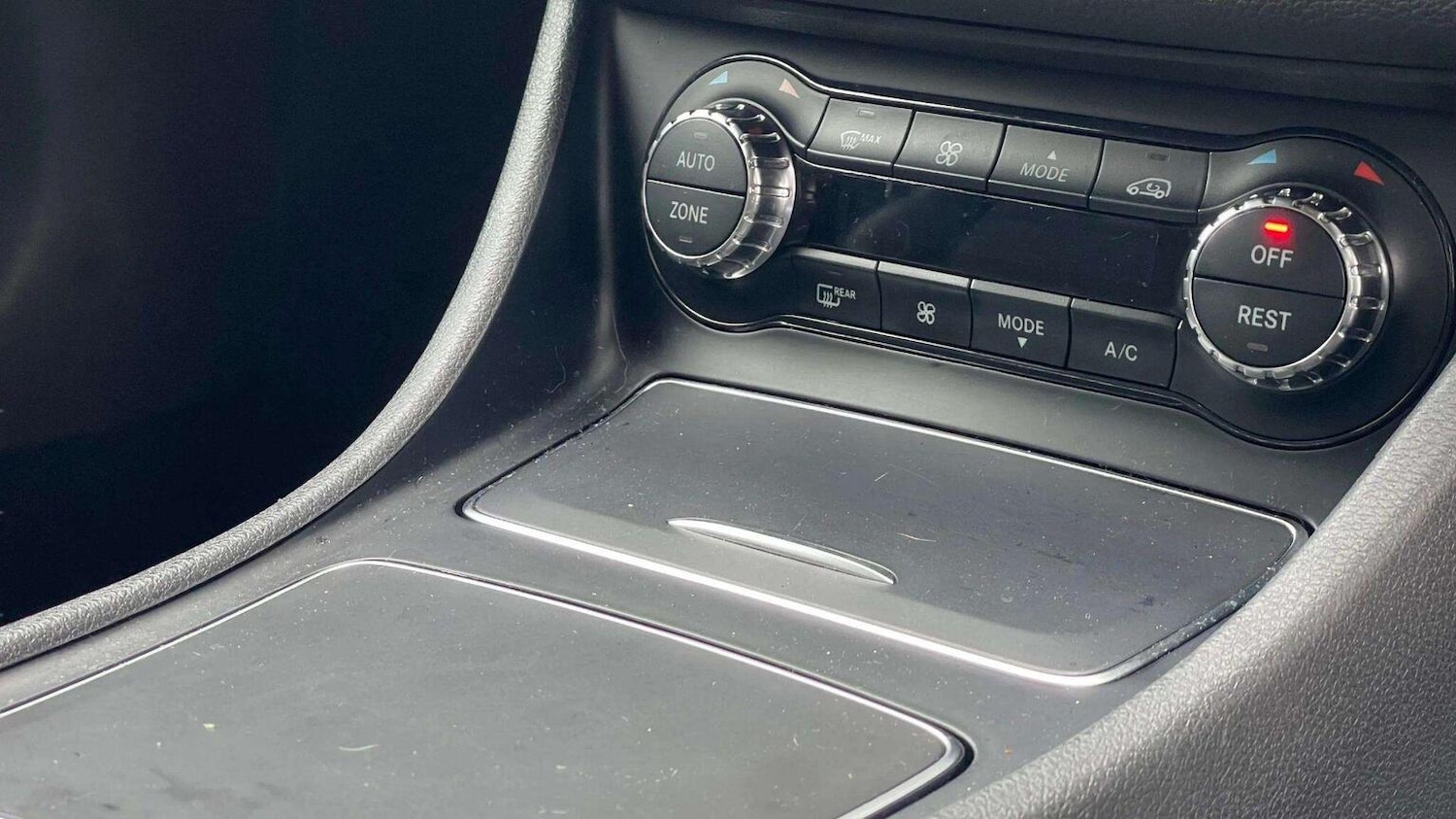 Used Mercedes-Benz GLA 2018 for sale - 78070607: Photo 32