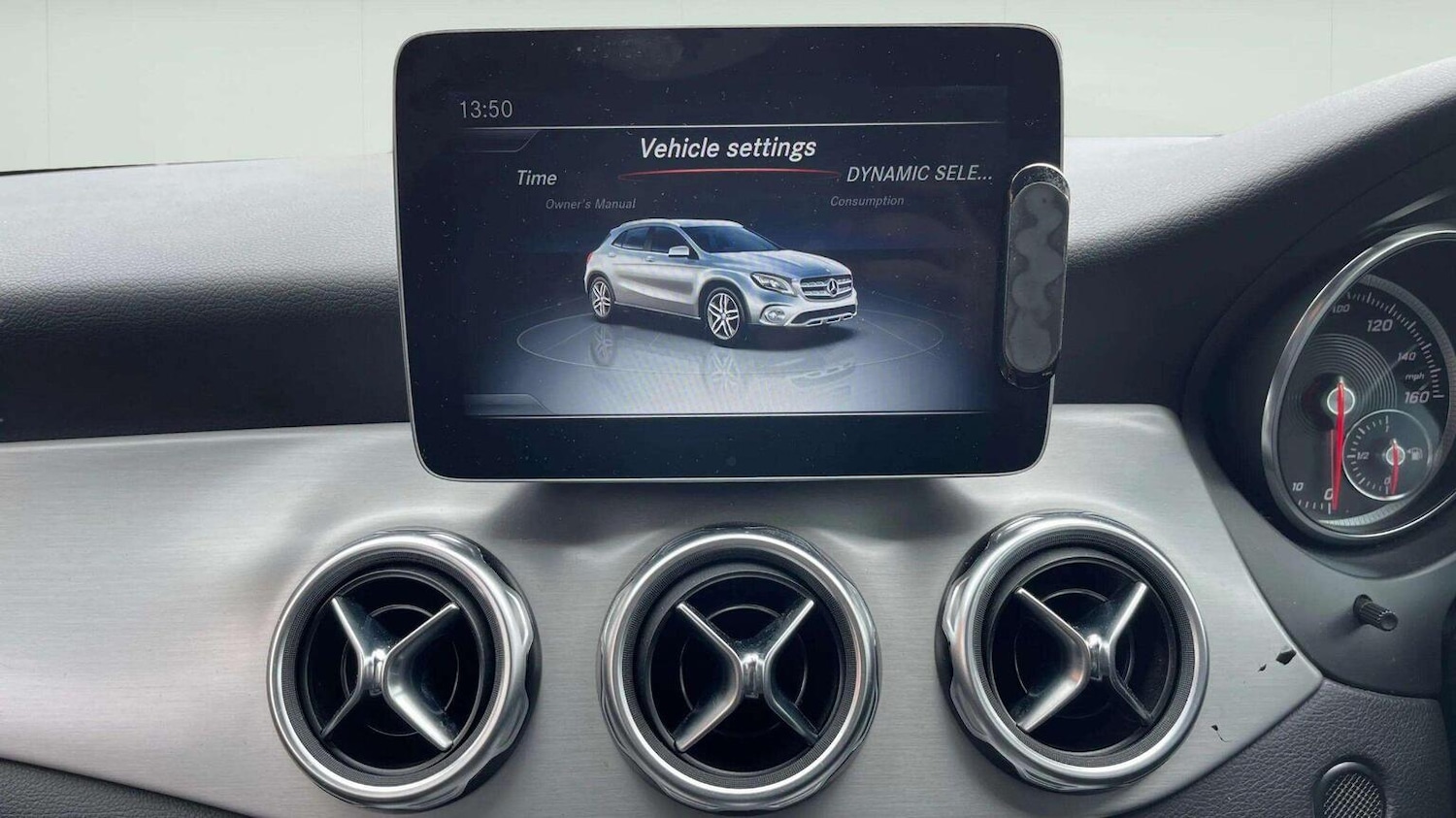 Used Mercedes-Benz GLA 2018 for sale - 78070607: Photo 44