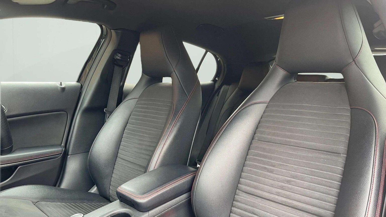 Used Mercedes-Benz GLA 2018 for sale - 78070607: Photo 48