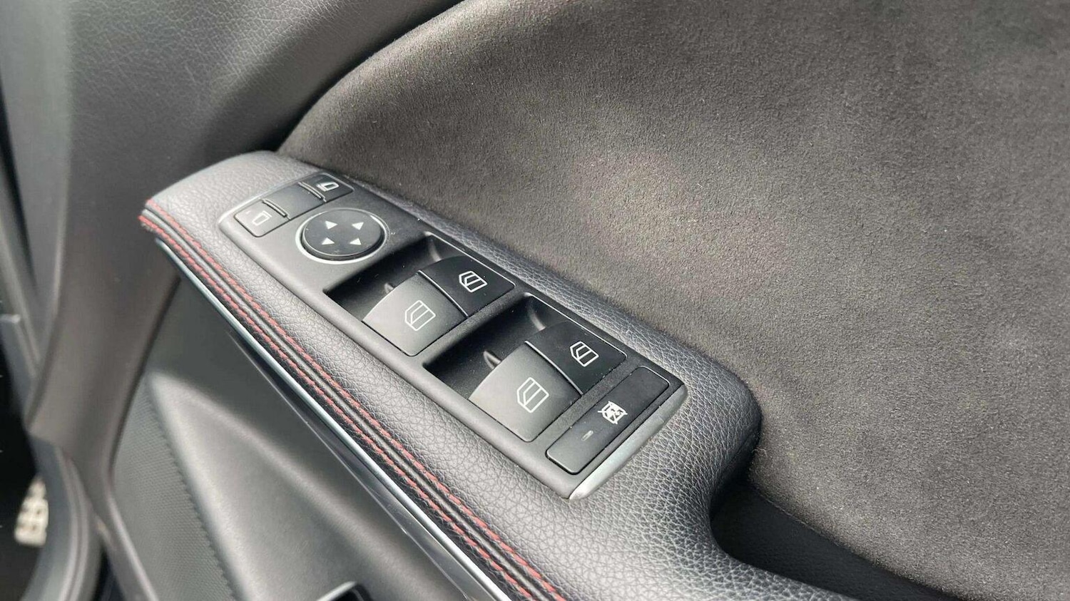 Used Mercedes-Benz GLA 2018 for sale - 78070607: Photo 49