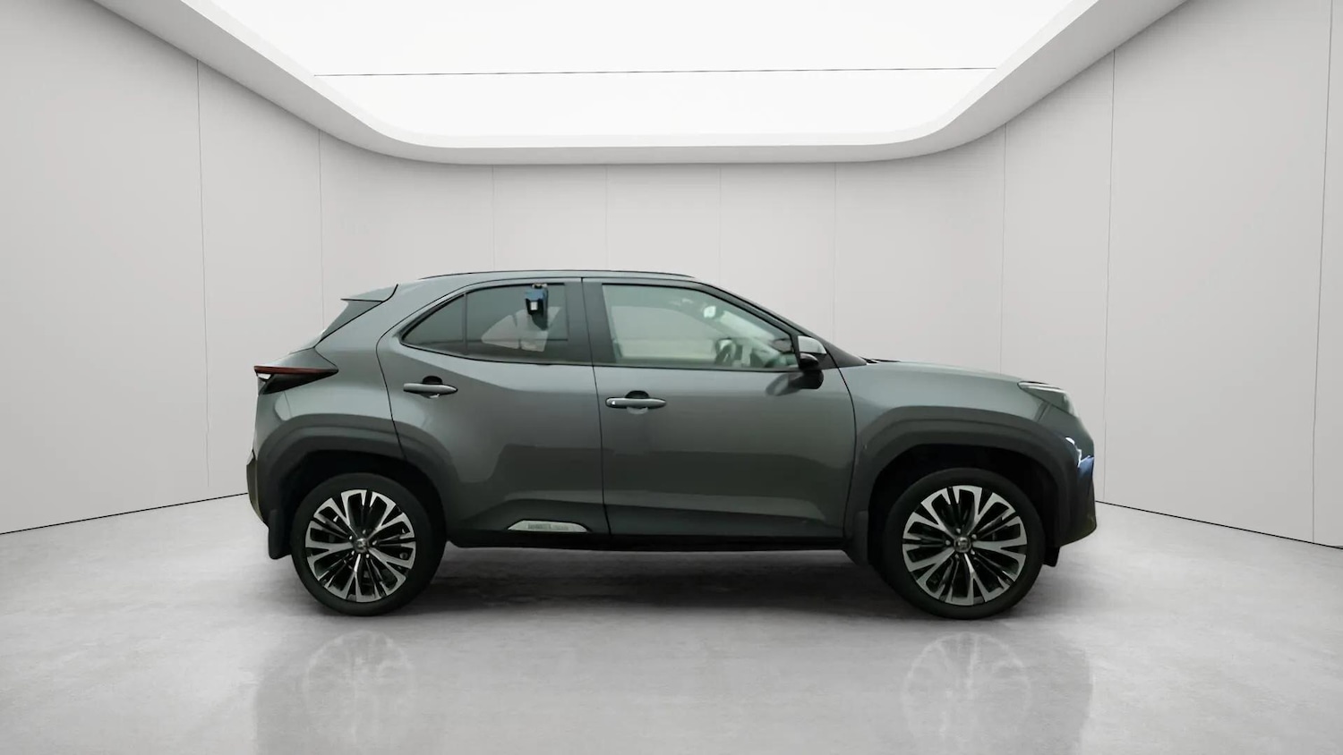 Used Toyota Yaris Cross 2023 for sale - 78157800: Photo 14