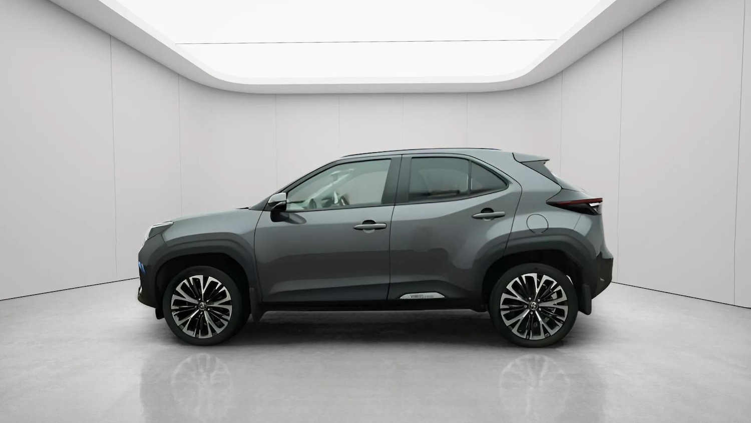 Used Toyota Yaris Cross 2023 for sale - 78157800: Photo 15