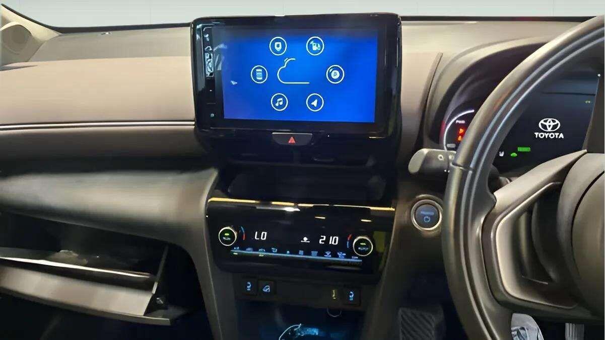 Used Toyota Yaris Cross 2023 for sale - 78157800: Photo 7