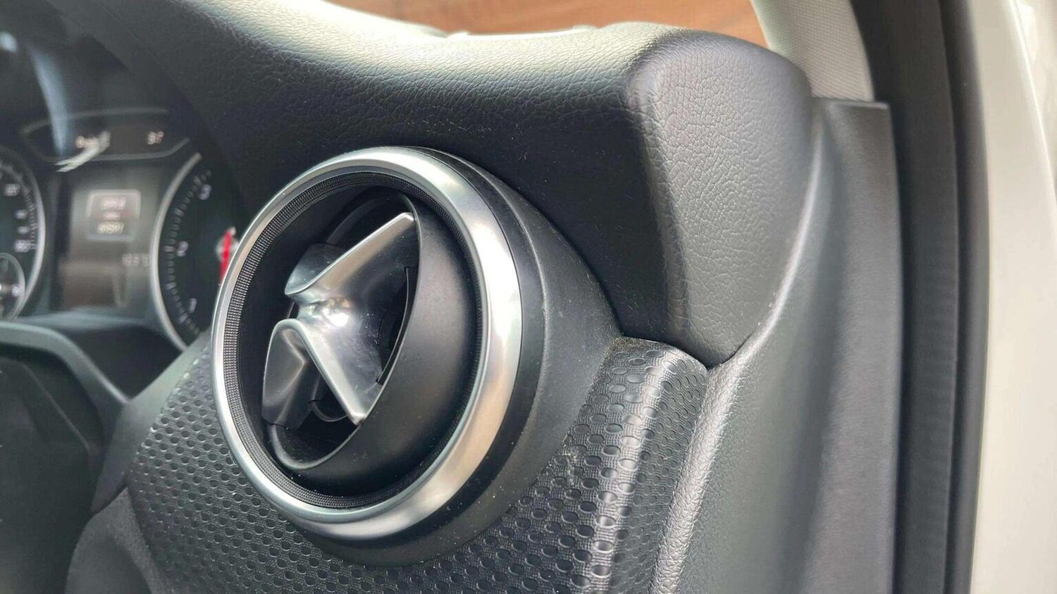 Used Mercedes-Benz A-Class 2016 for sale - 78070530: Photo 33