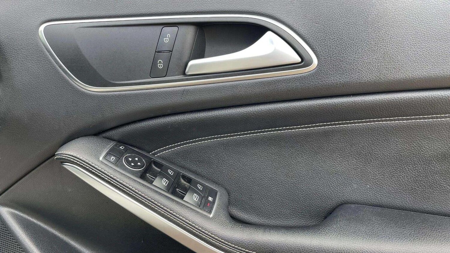 Used Mercedes-Benz A-Class 2016 for sale - 78070530: Photo 38